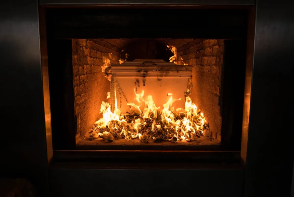 Zdjęcie Ile popiołu zostaje po kremacji? Zaskakujące fakty i informacje