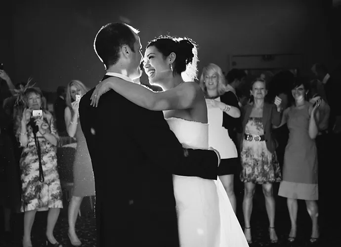 Zdjęcie Jak tańczyć w sukni rybce i uniknąć najczęstszych błędów tanecznych