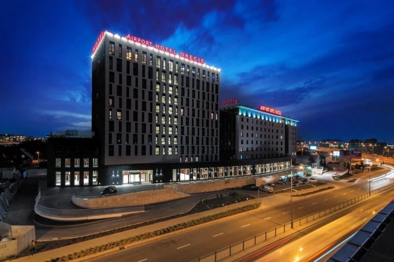 Zdjęcie Jak dojechać do hotelu Airport Okęcie – proste opcje transportu