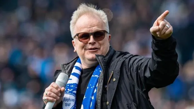 Zdjęcie Die Musikrichtung von Herbert Grönemeyer: Pop, Rock und mehr erklärt