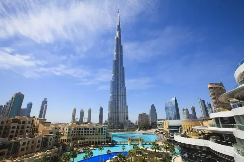 Zdjęcie Najwyższy budynek świata ile ma metrów? Zaskakująca wysokość Burj Khalifa