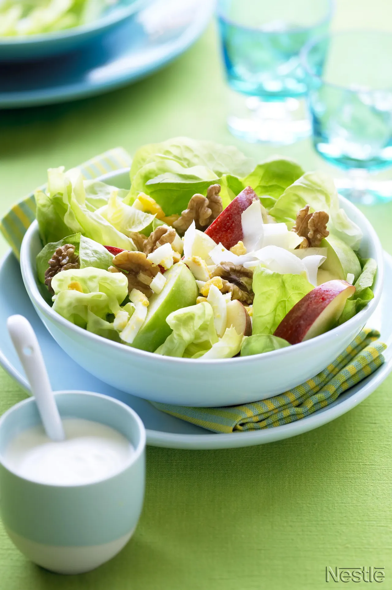 Zdjęcie Recetas irresistibles de ensalada de manzana y nueces para disfrutar