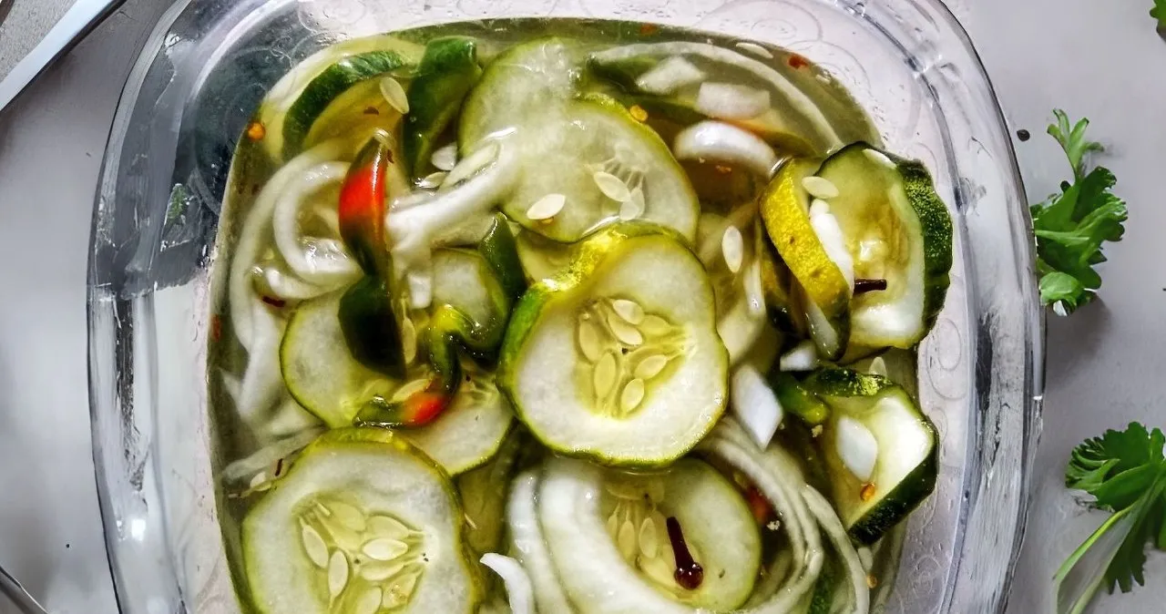 Zdjęcie Jaki ogórek do burgera? Odkryj najlepsze rodzaje i ich smaki