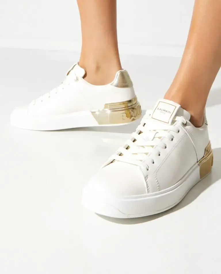 Zdjęcie Jakie buty do lnianych spodni damskich? 5 stylowych propozycji