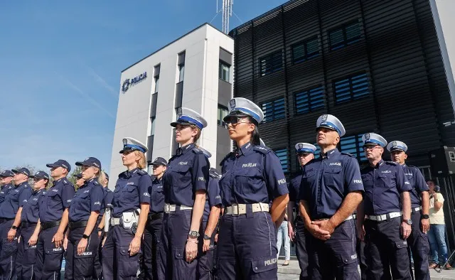 Zdjęcie Gdzie złożyć papiery do policji: kompletny spis lokalizacji i godzin otwarcia