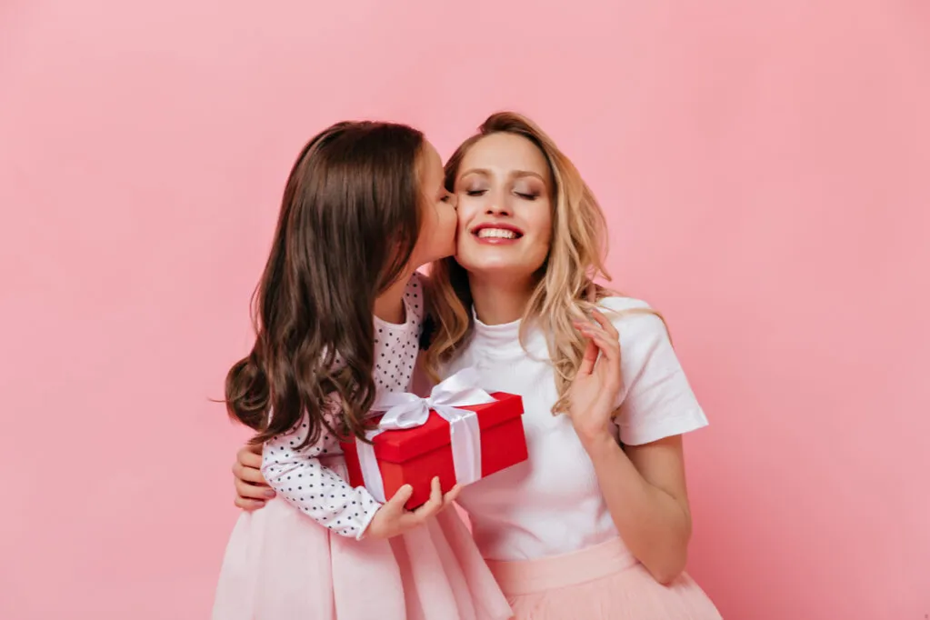 Zdjęcie Jak odpowiedzieć na podziękowanie za prezent, aby wyrazić radość