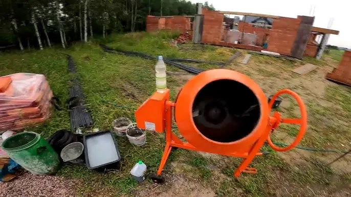 Zdjęcie Jak zrobić beton B20 w betoniarce - uniknij najczęstszych błędów