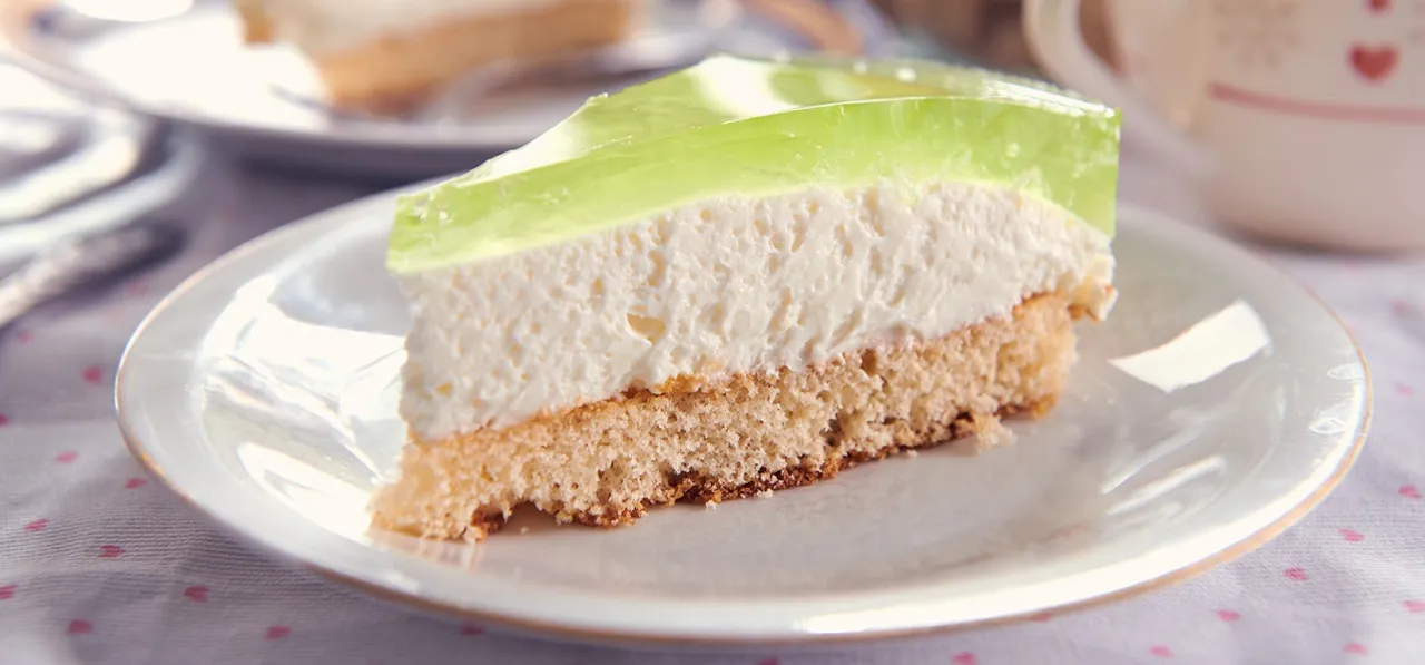 Zdjęcie Przepis na ciasto z kisielem i budyniem, które zachwyci każdego smakosza