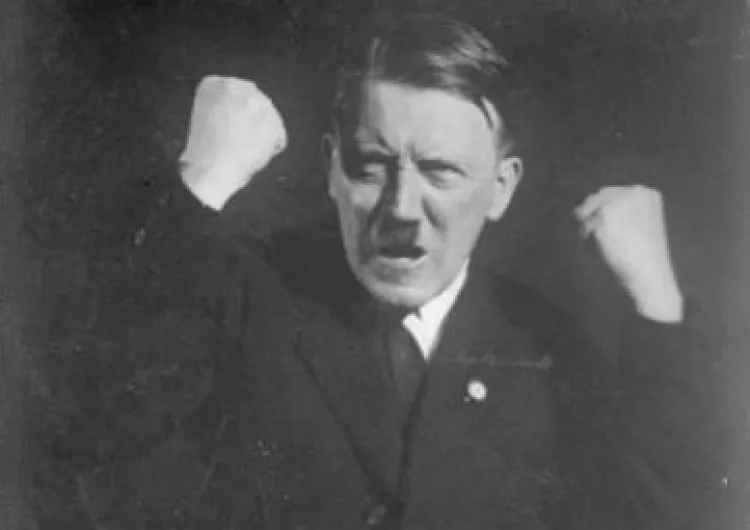 Zdjęcie Jakiego pochodzenia był Hitler? Prawda o jego korzeniach i wpływie