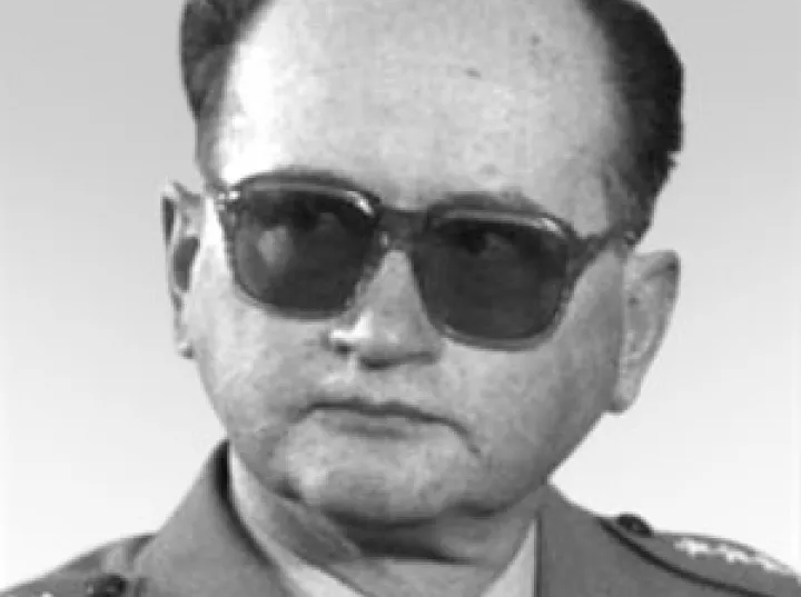 Zdjęcie Czy Jaruzelski ma dzieci? Odkryj tajemnice jego rodziny