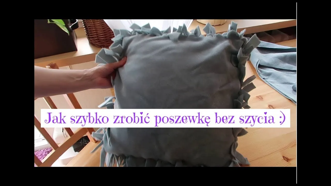 Zdjęcie Jak samemu zrobić poduszki ogrodowe bez szycia? Prosty sposób na DIY!