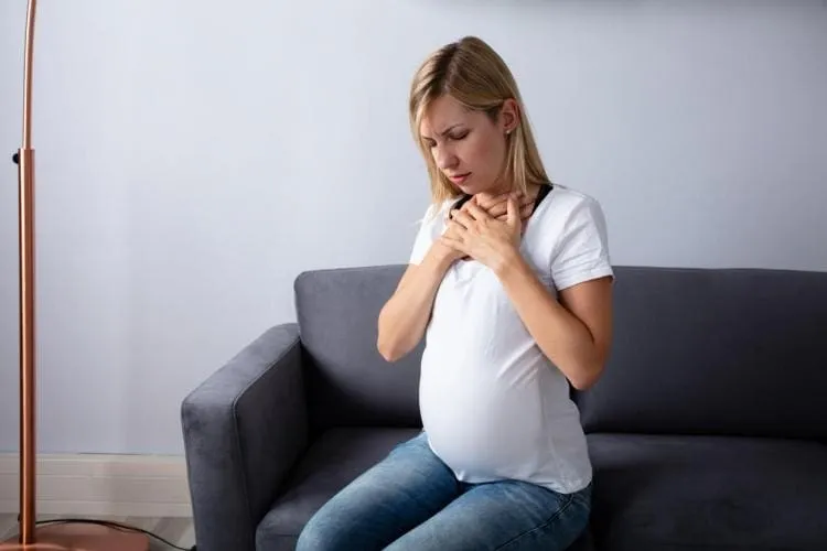 Zdjęcie Bezpieczne leki na zgagę w ciąży: co warto wiedzieć, by ulgę znaleźć
