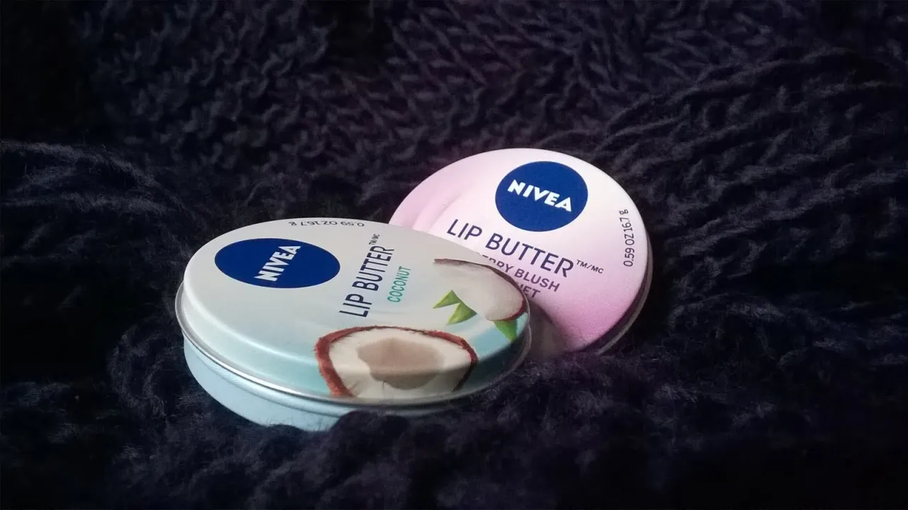 Zdjęcie Gdzie kupić masełko do ust Nivea? Sprawdź najlepsze oferty!