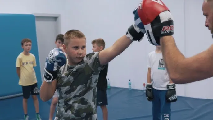 Zdjęcie Zajęcia z boksu dla dzieci: Dlaczego warto zapisać swoje dziecko?