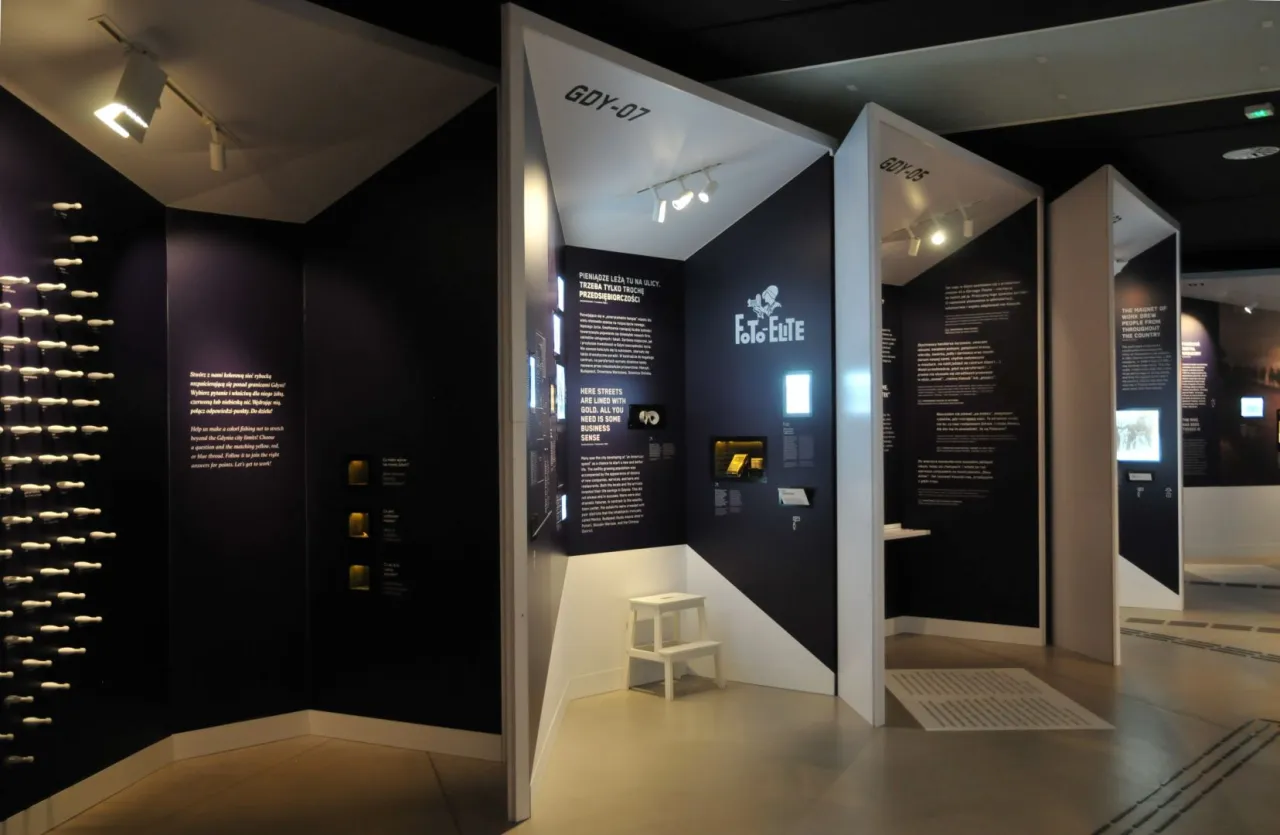 Zdjęcie Muzeum sztuki Gdynia: Wystawy, wydarzenia i lokalni artyści w jednym miejscu