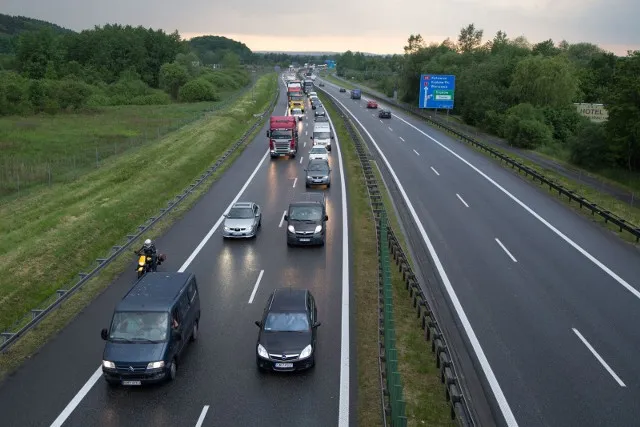 Zdjęcie Jakie kary grożą za brak biletu na autostradzie? Sprawdź, ile zapłacisz.