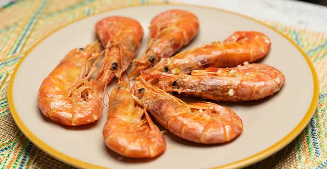Zdjęcie Gambas en el horno: receta fácil y deliciosa para disfrutar en casa
