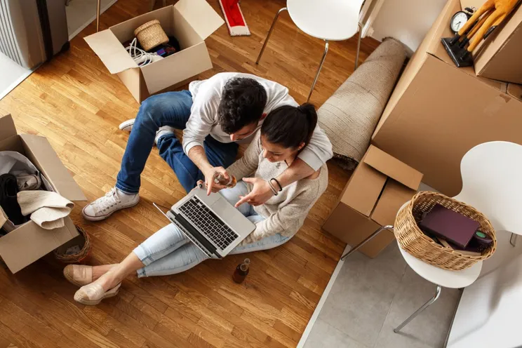 Zdjęcie Kto ubezpiecza mieszkanie najemca czy wynajmujący? Sprawdź odpowiedzialność