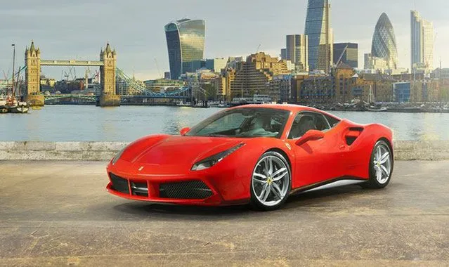 Zdjęcie Czy Ferrari należy do Fiata? Prawda o własności Ferrari, którą musisz znać