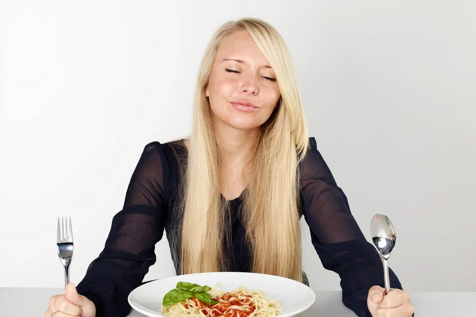 Zdjęcie Jak się je spaghetti: eleganckie techniki i najczęstsze błędy