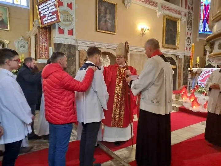 Zdjęcie Do czego jest bierzmowanie i jak wpływa na twoją wiarę?