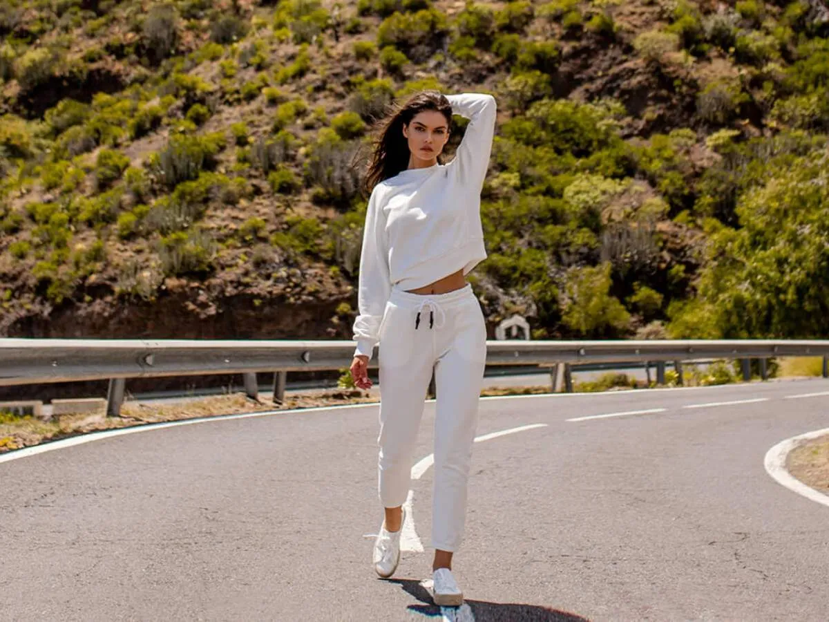 Zdjęcie Moda damska stylizacje: Jak tworzyć idealne outfity na każdą okazję