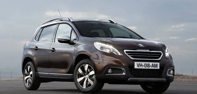 Zdjęcie Jaki olej do Peugeota 208 1.2 benzyna? Sprawdź, aby uniknąć problemów