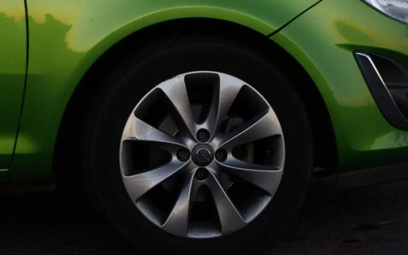 Zdjęcie Jakie opony do Opel Corsa C 1.0 wybrać, aby uniknąć problemów?