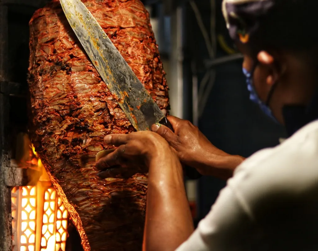 Zdjęcie Co to kraftowy kebab? Poznaj jego unikalne cechy i smak