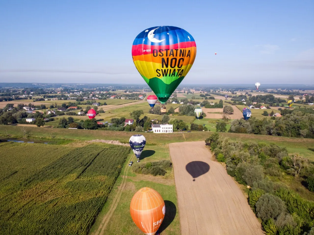 Zdjęcie Ile kosztuje balon? Ceny balonów na ogrzane powietrze i medycznych