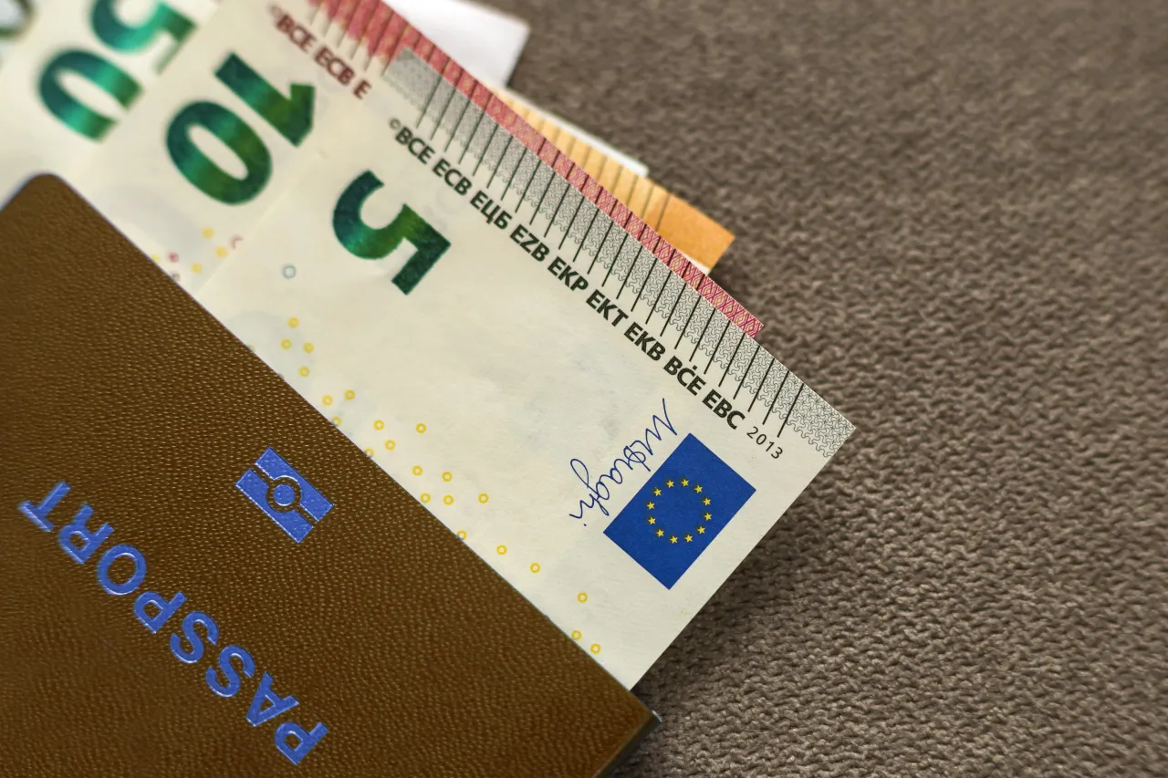 Zdjęcie Ile zarabia opiekun osoby niepełnosprawnej? Zaskakujące fakty o wynagrodzeniu