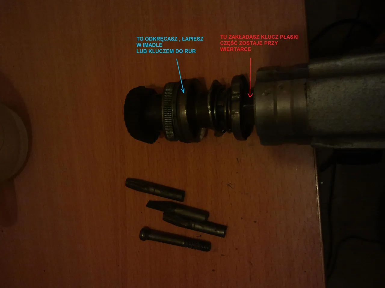 Zdjęcie Jak zdjąć głowicę z wiertarki Black & Decker i uniknąć problemów