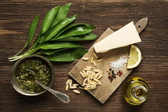 Zdjęcie Pesto z czosnku niedźwiedziego jak zrobić - prosty przepis krok po kroku