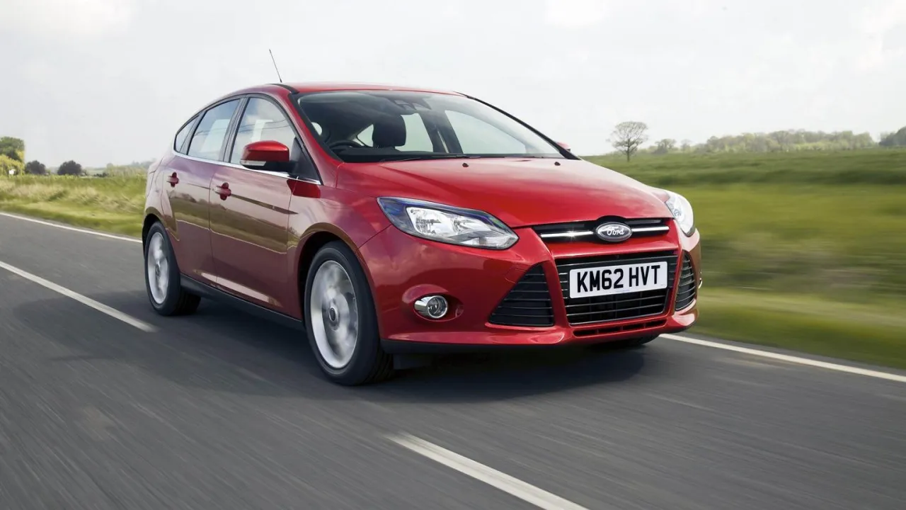 Zdjęcie Pojemność baku Ford Focus Mk3 – co musisz wiedzieć przed zakupem
