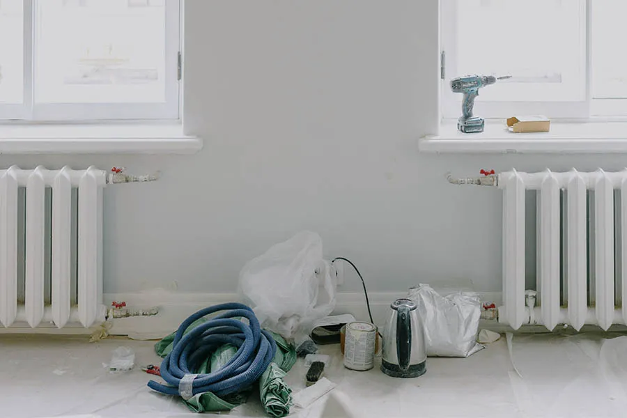 Zdjęcie Kto odpowiada za kaloryfery w bloku? Ważne informacje dla mieszkańców