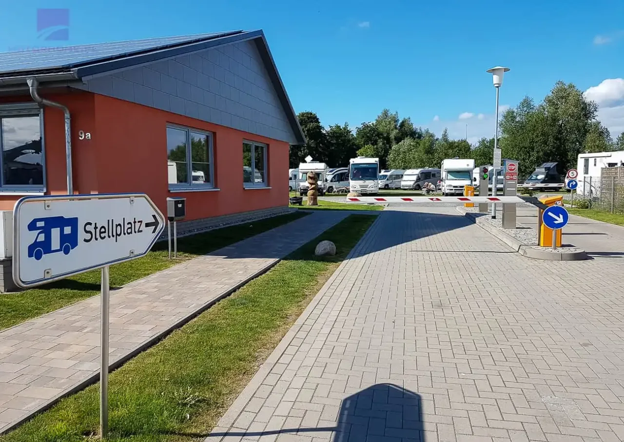 Zdjęcie Gdzie można zatrzymać się kamperem? Odkryj najlepsze miejsca w Polsce