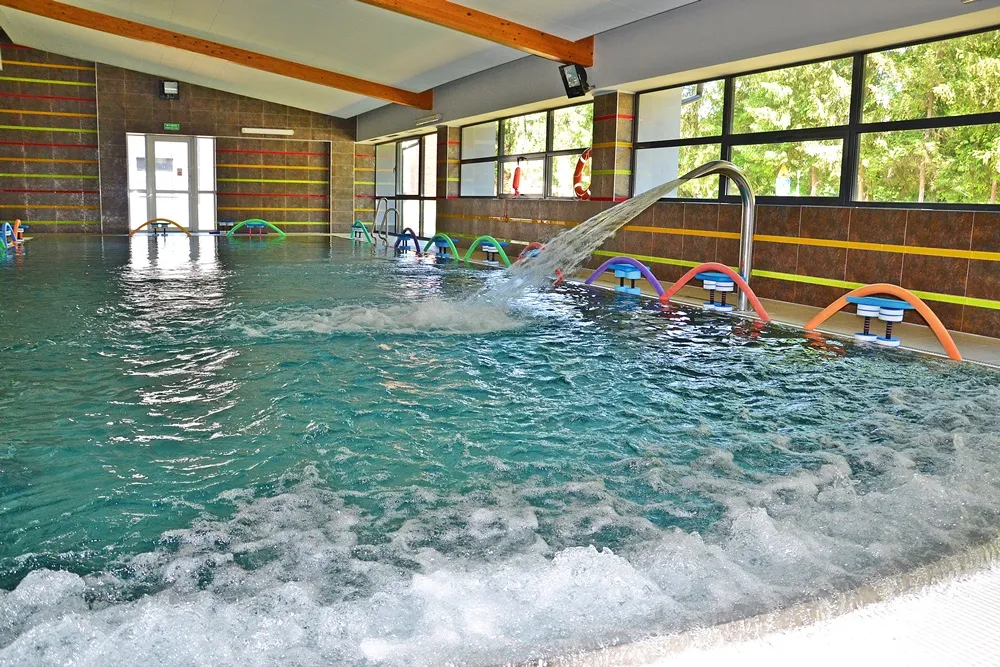 Zdjęcie Cennik zabiegów w Busku-Zdroju: poznaj ceny i rodzaje terapii w sanatorium wojskowym