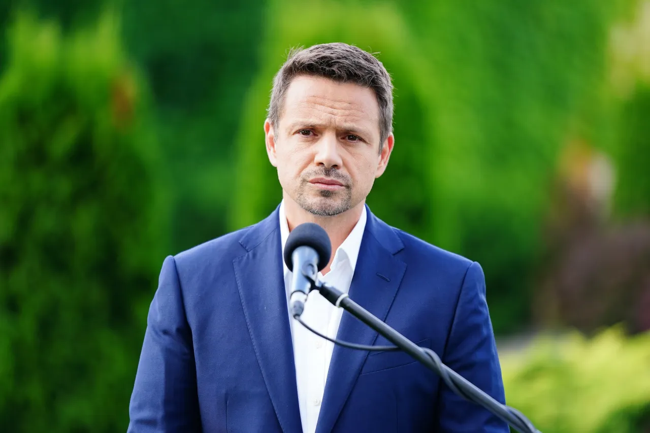 Zdjęcie Jakie języki zna Trzaskowski? Zaskakujące umiejętności polityka