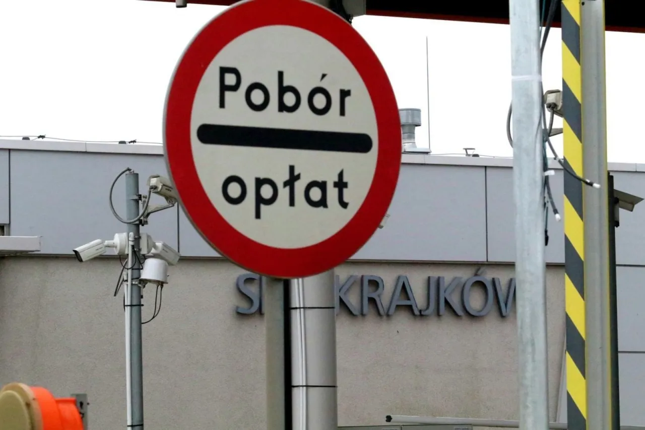 Zdjęcie Jak płacić za przejazd autostradą A2 i uniknąć zbędnych kosztów