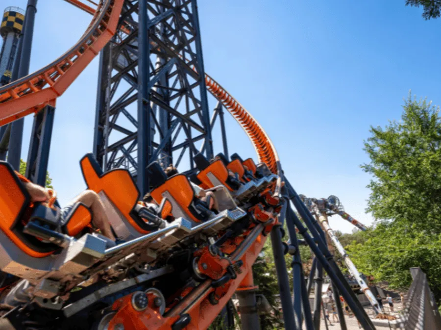 Zdjęcie Parque de Atracciones Madrid: Gu&iacute;a experta para tu d&iacute;a perfecto