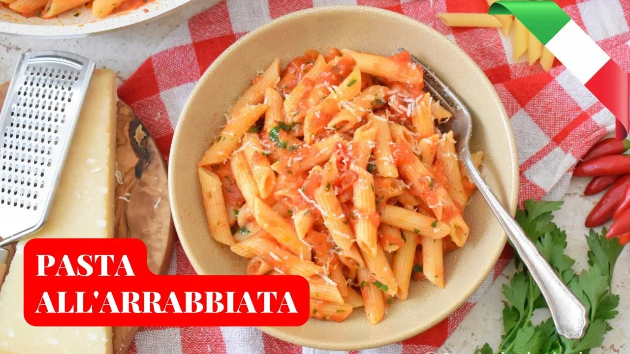 Zdjęcie Penne all'arrabbiata - prosty przepis na pikantny makaron, który zachwyca