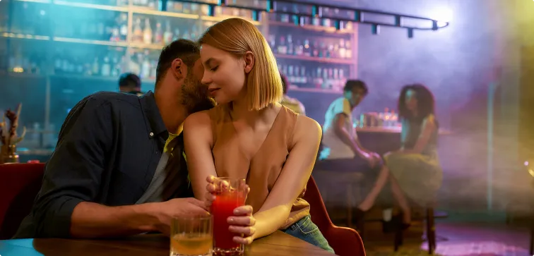 Zdjęcie Jak pisać z dziewczyną na Tinderze, aby nie stracić jej uwagi