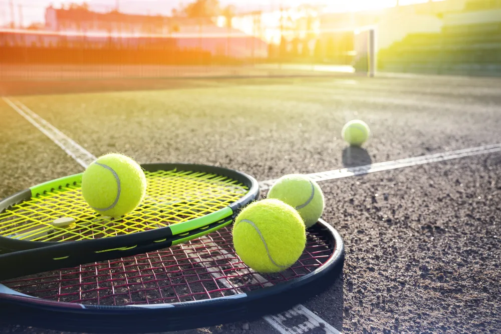 Zdjęcie Na czym polega tenis? Poznaj zasady i tajniki tej fascynującej gry