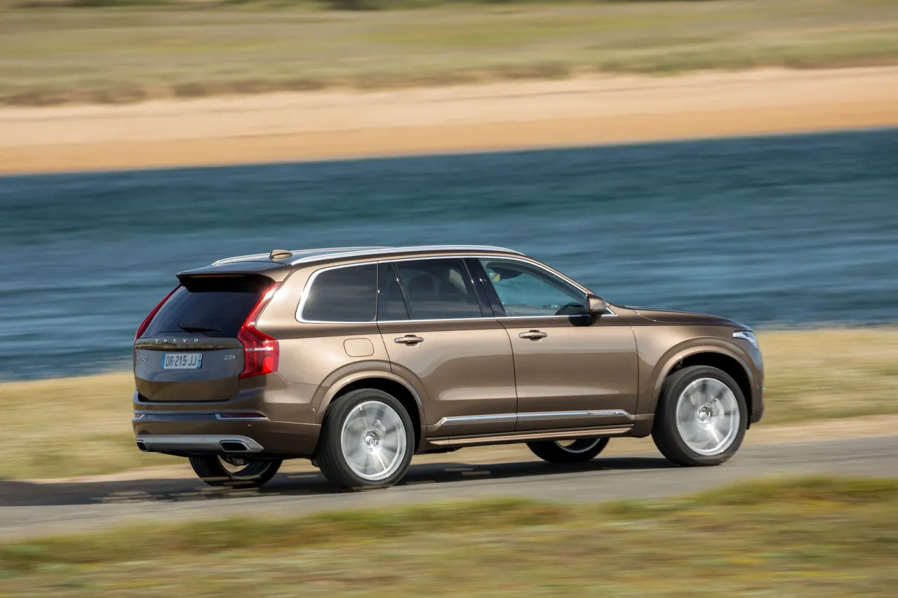 Zdjęcie Volvo XC90 jaki silnik wybrać, aby zaoszczędzić na paliwie?