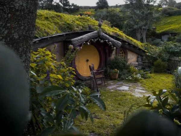 Zdjęcie Gdzie mieszkał Bilbo Baggins? Niezwykły dom hobbita w Shire
