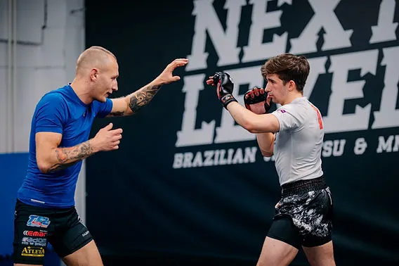Zdjęcie Co to MMA? Poznaj zasady i tajniki mieszanych sztuk walki