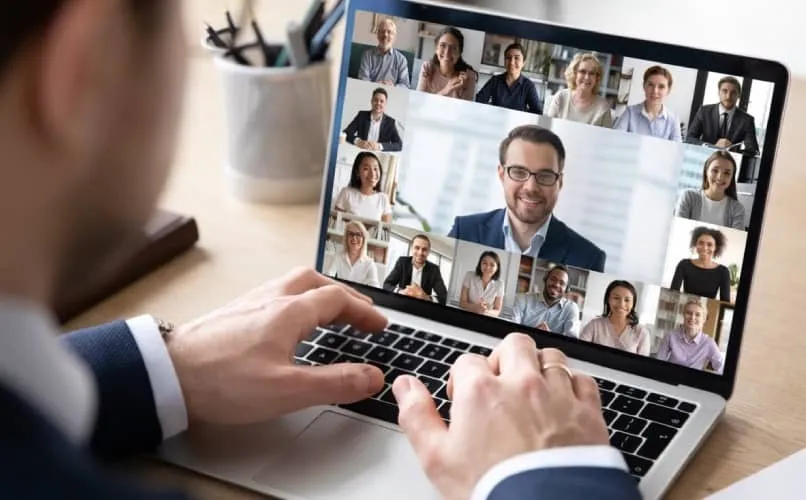 Zdjęcie Jak działa aplikacja Microsoft Teams? Poznaj funkcje i korzyści dla pracy zespołowej