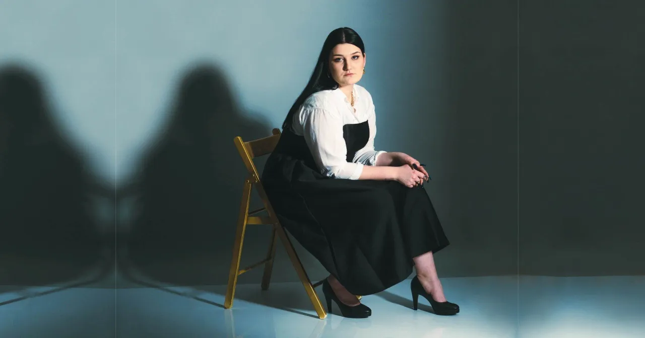 Zdjęcie Książka Hell - o czym jest? Poznaj tajemnice Victori Clark