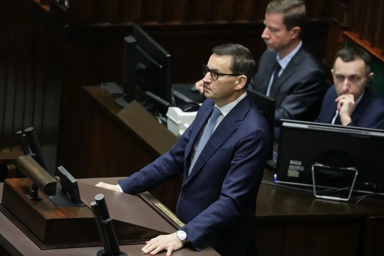 Zdjęcie Ile zarabia Morawiecki? Zaskakujące fakty o jego wynagrodzeniu