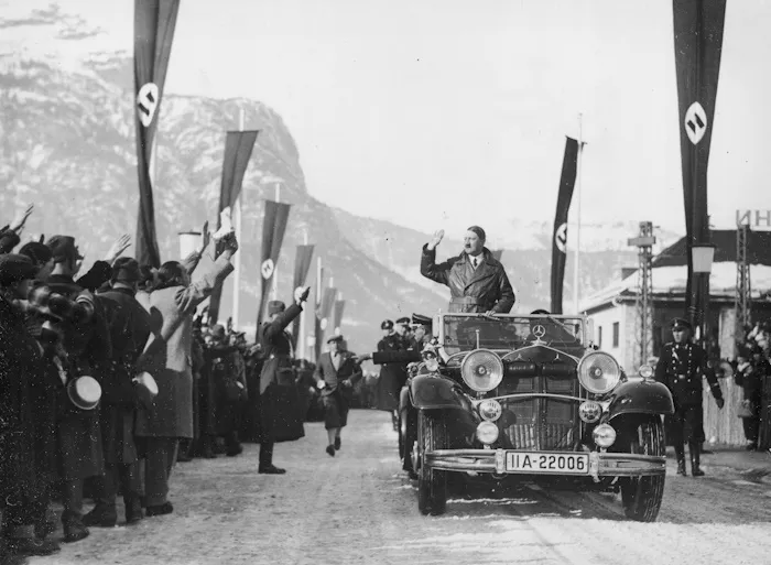 Zdjęcie Jak Hitler doszedł do władzy krótko – kluczowe wydarzenia i konsekwencje